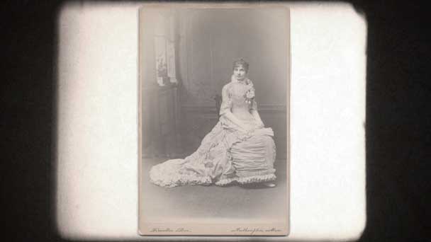 lady on stage still